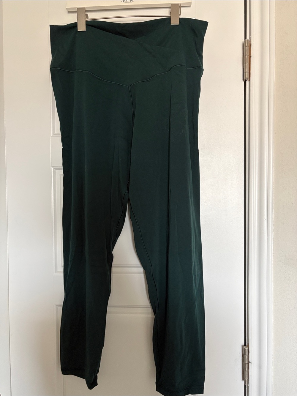 Offline by Aerie High-Rise Dark Green Women's Leggings with Crisscross Waist